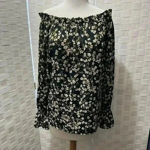Belle & Sky Off The Shoulder Flowey Top Size Large Black Floral Great Condition